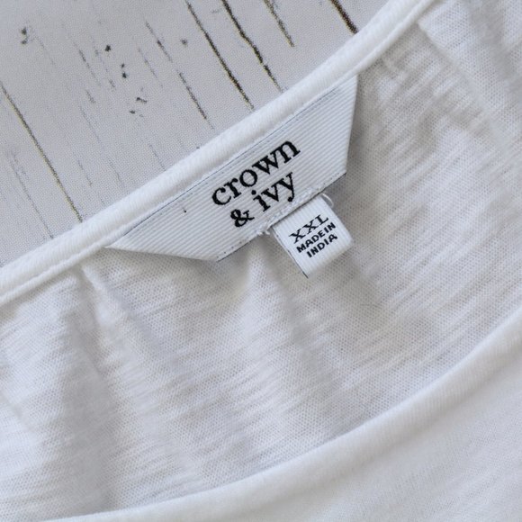 Crown & Ivy White Cold Shoulder Top - Picture 7 of 12